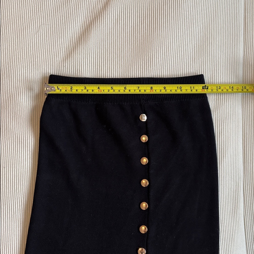 Elegant Black Gold Button-Front Skirt - S - Picture 10 of 10